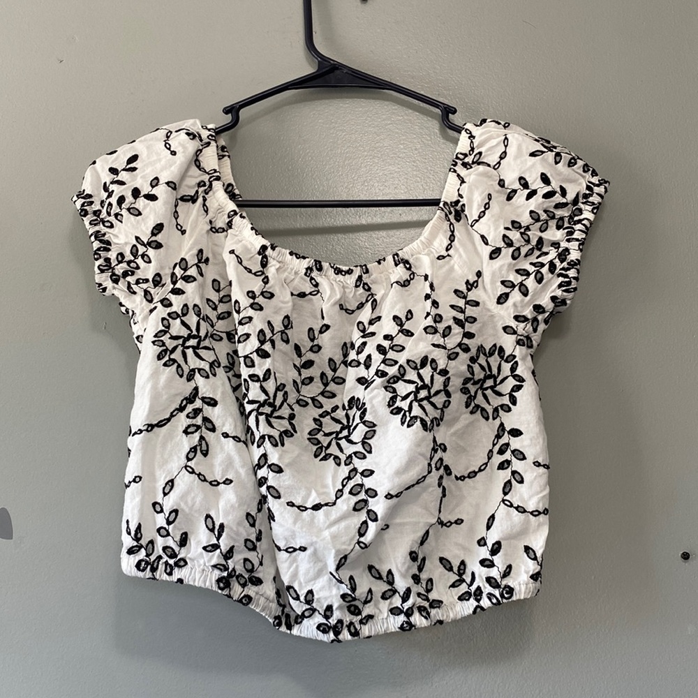 Dressy shirt crop top